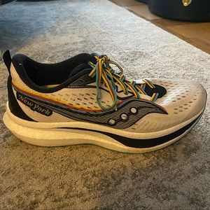Saucony Endorphin running sneakers/trainers